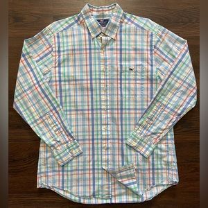 Vineyard Vines button down shirt - size L